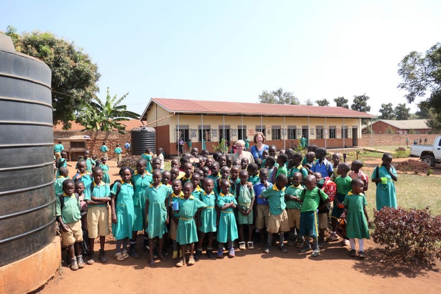 Schulkinder mit Muzungus