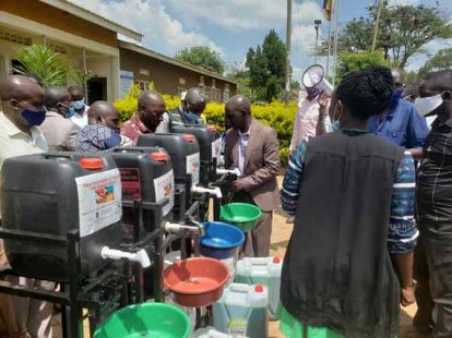 Handwaschstationen zur Verbesserung der Hygiene während der Coronapandemie